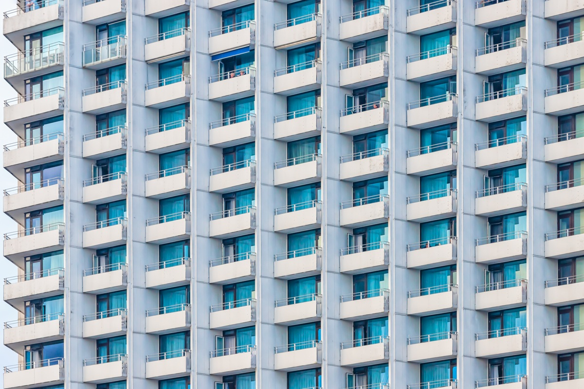 Symbolbild Wohnblock. Image by Tom from Pixabay