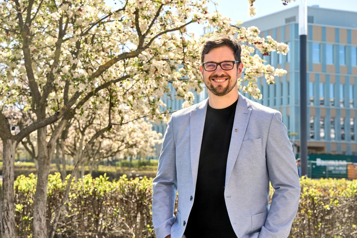 Juniorprofessor Dr. Marc Rußwurm von der Universität Bonn. © Foto: Gregor Hübl / Universität Bonn 