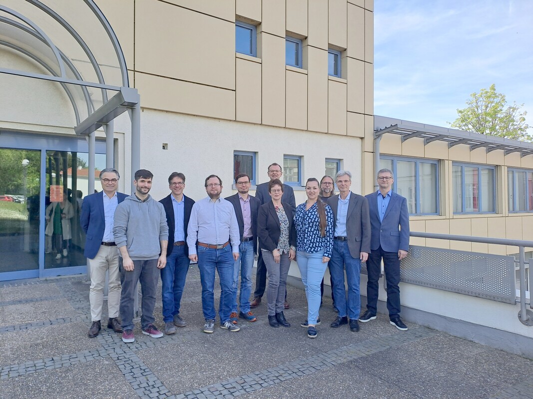 Gruppenbild der beteiligten Personen. Bild: HLBG