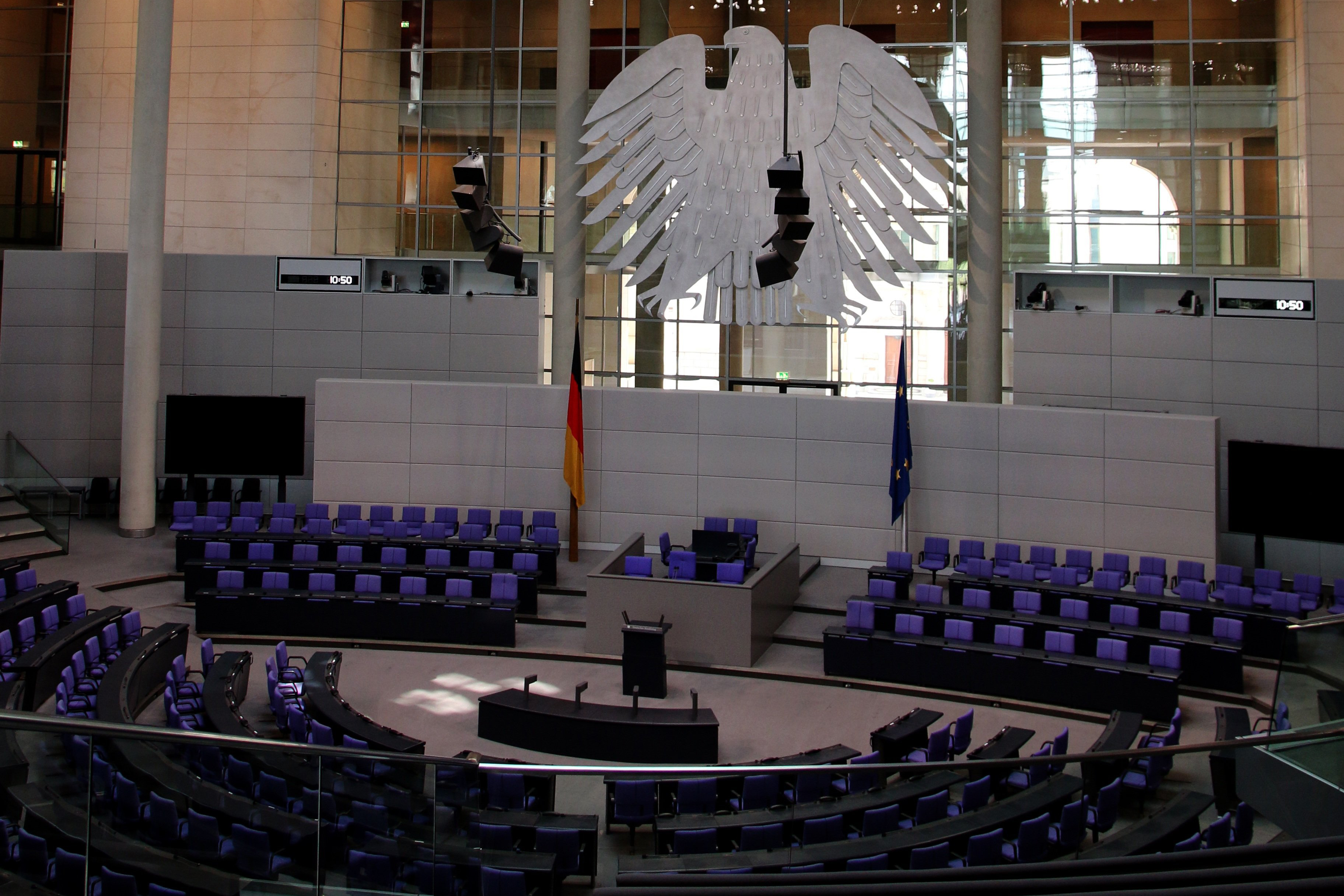 Deutscher Bundestag. Foto: Moerschy, Pixabay