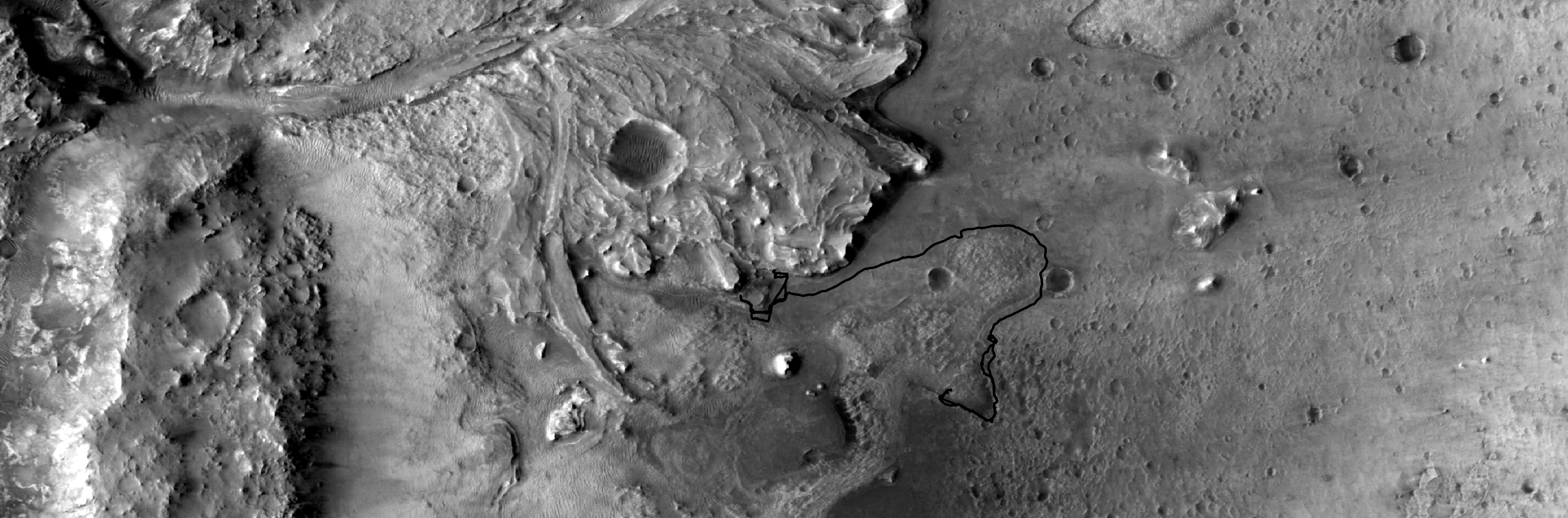 Kartenansicht des Jezero-Kraterdeltas (NASA / MRO / CTX / USGS Astrogeology). In Schwarz die Traverse des NASA Mars2020 Rovers (NASA MMGIS / JPL).