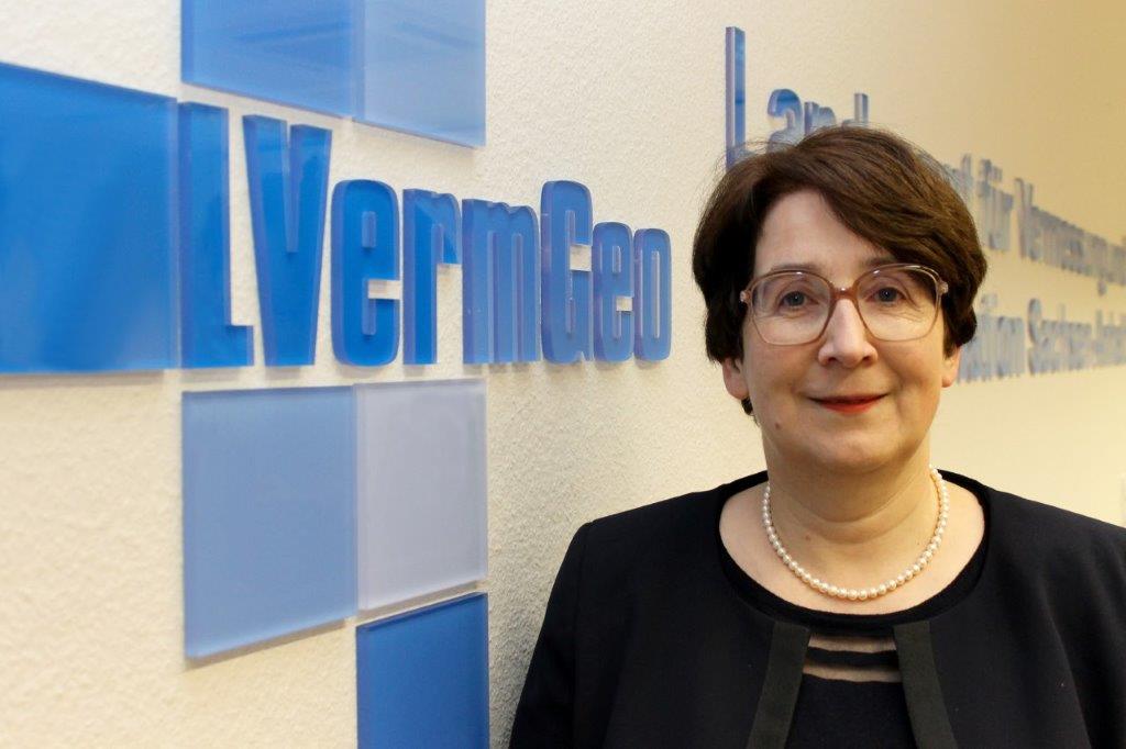 Die Präsidentin des LVermGeo,  Frau Jäger-Bredenfeld. Bild: LVermGeo